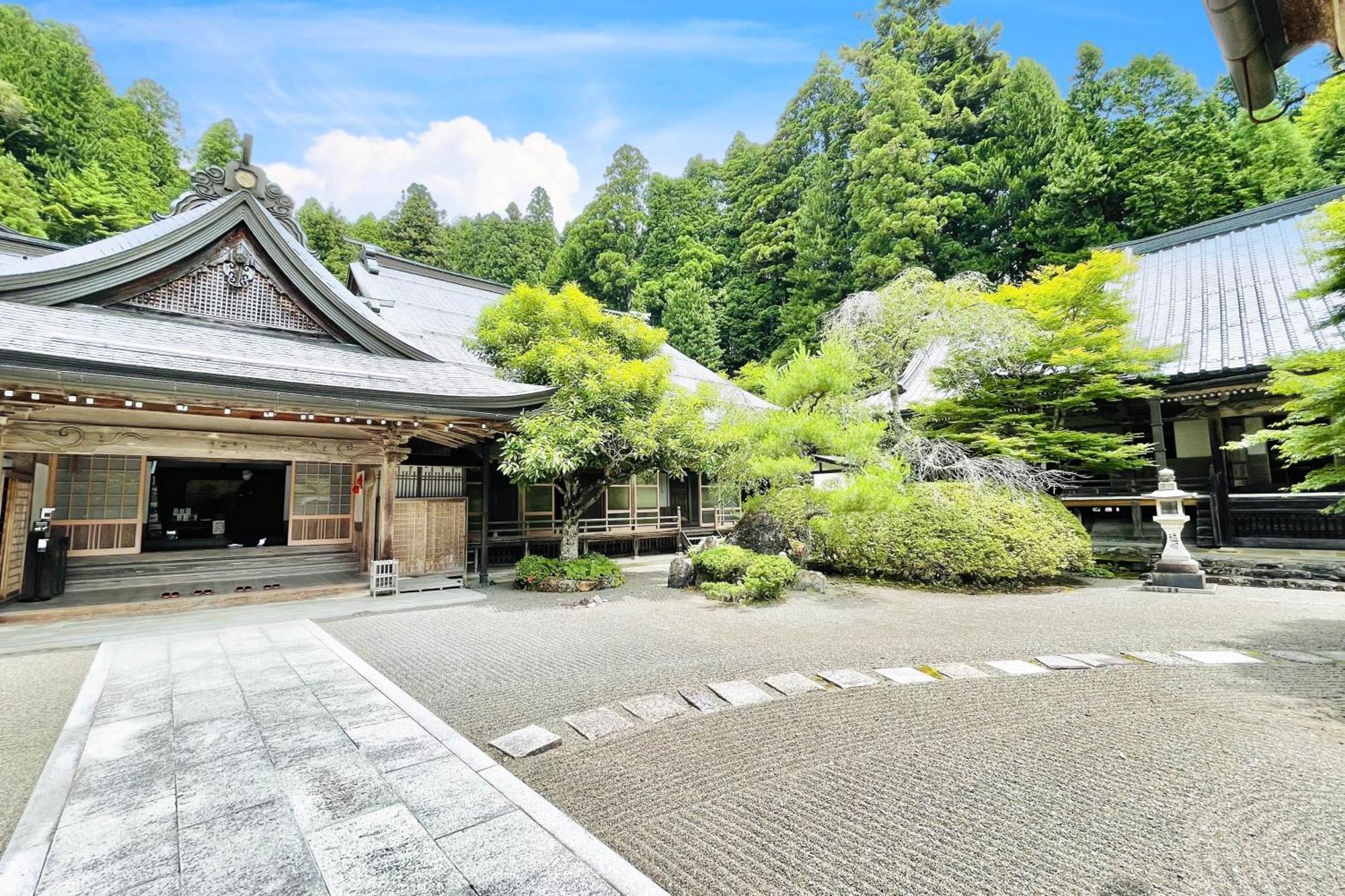 Hotel Koyasan Shukubo Hojoin Zewnętrze zdjęcie
