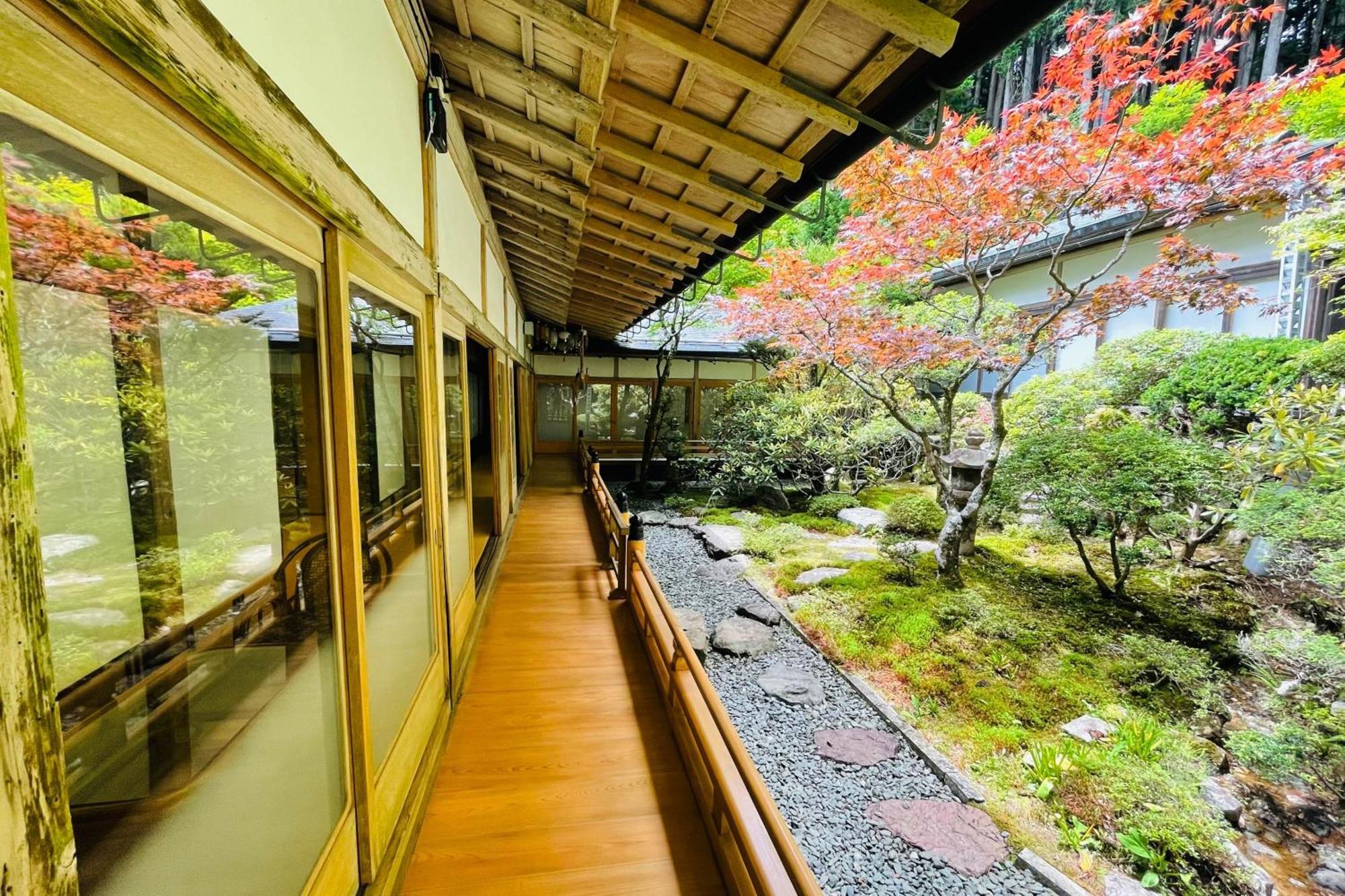 Hotel Koyasan Shukubo Hojoin Zewnętrze zdjęcie